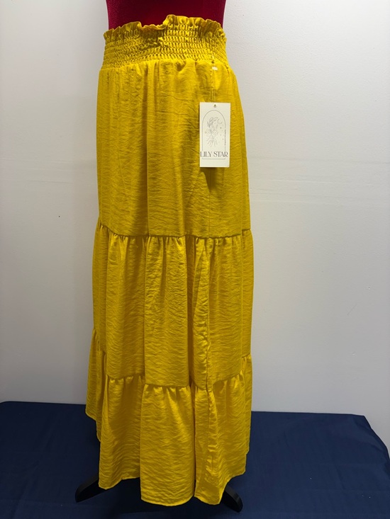 Lily Star Dresses & Skirts - Lily Star Women Vibrant mustard tiered summer Maxi long Skirt Sz  large casual